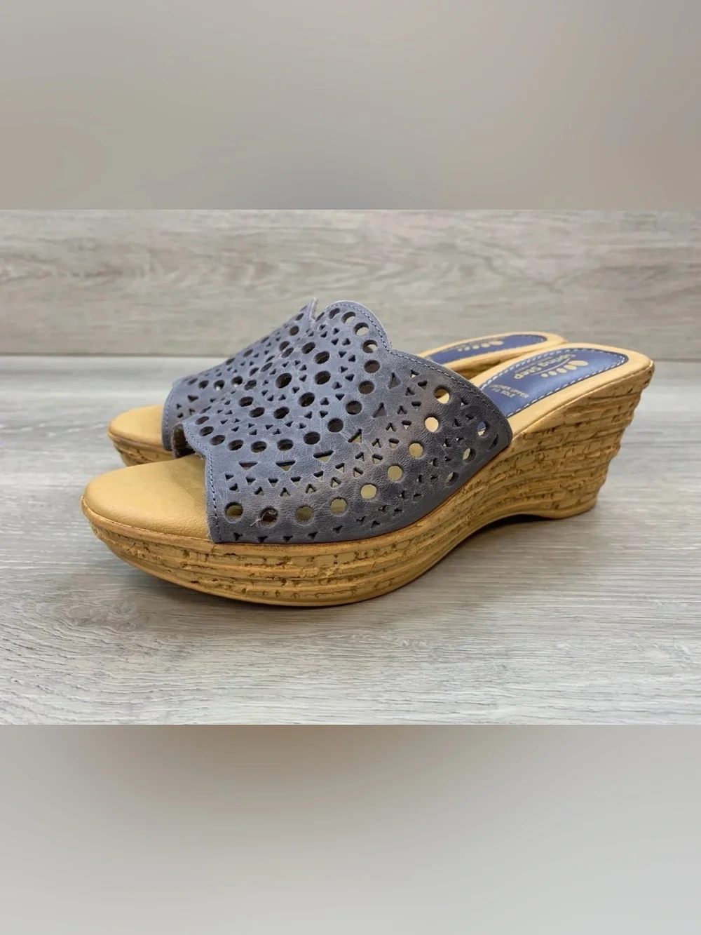 NWOTSpring Steps Women Sandals Slate Gray Laser Cut Leather Wedge 9 Comfort Shoe
